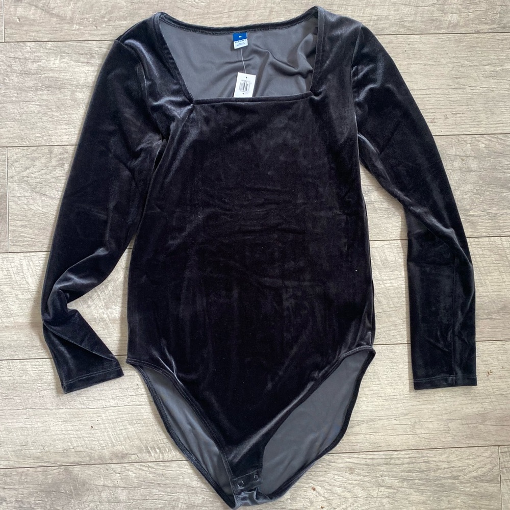 BNWT Old Navy Velvet Bodysuit